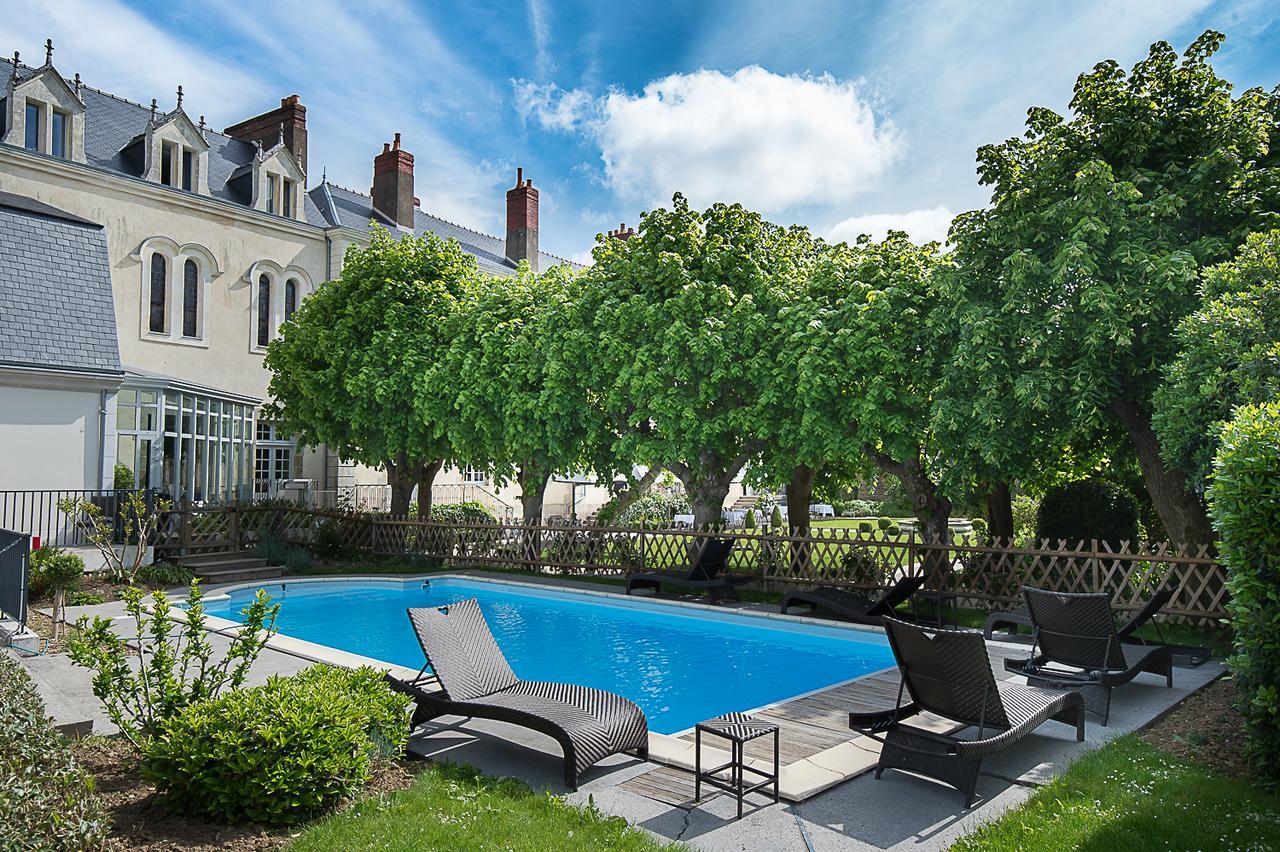 Hotel Restaurants & Spa Perier Du Bignon Laval  Exteriér fotografie